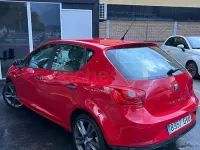 Käytetty Seat Ibiza Sport 90 HP (66 kW) 2010 Punainen Sedan