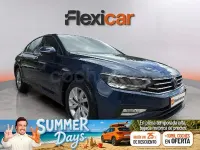 Usado VW Passat Executive 150 CV (110 kW) 2020 Azul Berlina