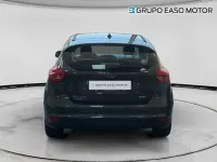 Usado Ford Focus Trend+ 125 CV (91 kW) 2017 Gris Utilitario