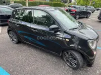 Usado Smart ForFour Prime 90 CV (66 kW) 2017 Negro Utilitario