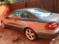 Usado Mercedes CLK320 Avantgarde 218 CV (160 kW) 2004 Gris / plata Coupe