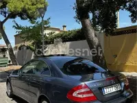 Usado Mercedes CLK200 Avantgarde 163 CV (119 kW) 2005 Gris / plata Coupe