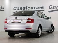 Usado Skoda Octavia Ambition 105 CV (77 kW) 2015 Gris Utilitario