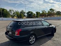 Usado Toyota Avensis Sport 177 CV (130 kW) 2007 Negro Familiar