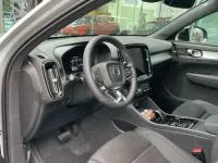 Nuevo Volvo XC40 Ultra 163 CV (119 kW) 2026 Gris SUV