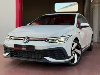 Usado VW Golf VIII GTI Clubsport 300 HP (220 kW) 2024 Branco Sedan
