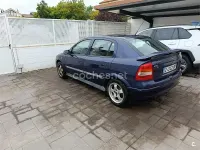 Usado Opel Astra Comfort 100 CV (73 kW) 2000 Azul Berlina