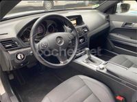Usado Mercedes E250 Elegance 204 CV (150 kW) 2009 Gris / plata Coupe