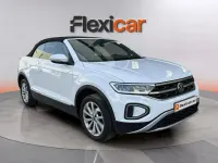 Usado VW T-Roc Cabriolet Style 110 CV (80 kW) 2023 Blanco Descapotable