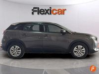 Usado Peugeot 3008 Active 130 CV (95 kW) 2022 Gris SUV