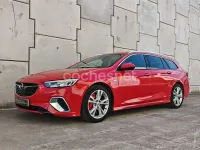 Usado Opel Insignia 210 CV (154 kW) 2019 Rojo Familiar