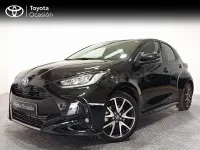 Usado Toyota Yaris Hybrid Style 116 CV (85 kW) 2022 Negro Berlina