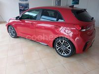 Usado Kia Rio GT-Line 120 CV (88 kW) 2020 Granate Berlina