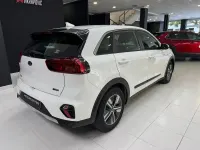 Usado Kia Niro 141 CV (103 kW) 2021 Blanco SUV