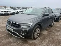 Usado VW T-Roc 150 CV (110 kW) 2025 Gris SUV