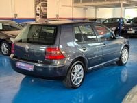 Usado VW Golf IV Conceptline 105 CV (77 kW) 2003 Gris / plata Berlina