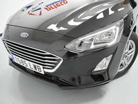Usado Ford Focus Trend+ 120 CV (88 kW) 2022 Negro Familiar