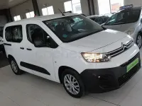 Usado Citroën Berlingo Feel 102 CV (75 kW) 2022 Blanco Monovolumen