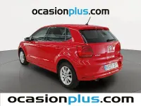 Usado VW Polo Sportline 90 CV (66 kW) 2015 Rojo Utilitario