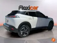 Usado Peugeot 2008 Allure 131 CV (96 kW) 2022 Blanco SUV