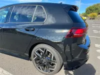 Usado VW Golf VIII R-line 150 CV (110 kW) 2025 Negro Berlina