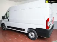 Usado Peugeot Boxer 120 CV (88 kW) 2024 Blanco Van