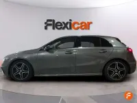 Usado Mercedes A180 136 CV (100 kW) 2025 Gris Berlina