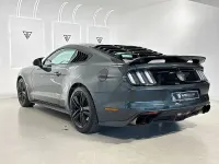 Usado Ford Mustang Fastback 314 CV (230 kW) 2016 Verde Coupe