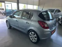 Usado Opel Corsa Cosmo 90 CV (66 kW) 2007 Gris / plata Utilitario