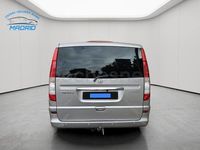 Usado Mercedes Viano 204 CV (150 kW) 2009 Beige Monovolumen