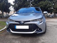 Usado Toyota Corolla Active 140 CV (102 kW) 2025 Gris / plata Berlina
