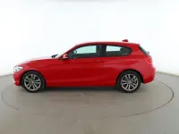 Usado BMW 118 Sport Line 150 CV (110 kW) 2016 Rojo Utilitario