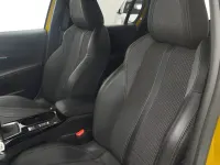 Usado Peugeot 208 GT-line 102 CV (75 kW) 2020 Amarillo Utilitario