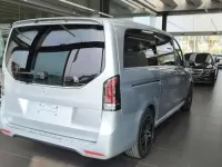 Nuevo Mercedes V250 Avantgarde 190 CV (139 kW) 2026 Plateado Monovolumen