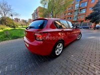 Usado BMW 118 Sport Line 143 CV (105 kW) 2012 Rojo Utilitario