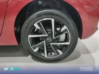 Usado Opel Corsa 101 CV (74 kW) 2025 Rojo Utilitario