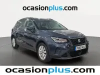 Usado Seat Arona Style 110 CV (80 kW) 2023 Gris SUV