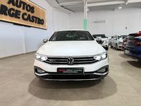 Usado VW Passat Alltrack 200 CV (147 kW) 2022 Blanco Familiar