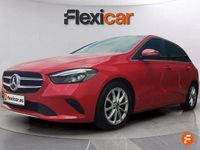 Usado Mercedes B180 136 CV (100 kW) 2019 Granate Monovolumen