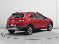 Usado Kia Stonic 102 CV (75 kW) 2021 Rojo SUV