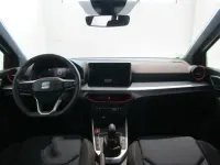 Usado Seat Arona FR 116 CV (85 kW) 2024 Rojo SUV
