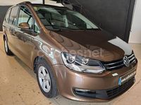 Usado VW Sharan Edition 140 CV (102 kW) 2013 Marrón Monovolumen