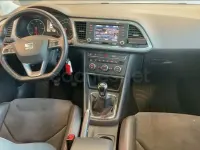 Usado Seat Leon FR 150 CV (110 kW) 2015 Blanco Familiar