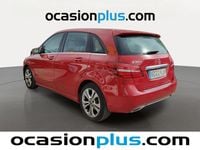 Usado Mercedes B180 109 CV (80 kW) 2018 Rojo Monovolumen