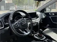 Usado Kia Ceed 100 CV (73 kW) 2021 Negro Utilitario