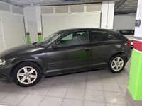 Usado Audi A3 Ambition 105 CV (77 kW) 2011 Gris Utilitario