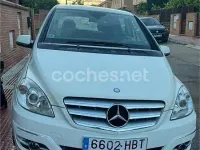 Usado Mercedes B180 109 CV (80 kW) 2011 Blanco Utilitario
