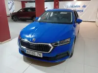 Usado Skoda Octavia Active 115 CV (84 kW) 2022 Azul