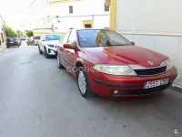 Usado Renault Laguna II Privilege 120 CV (88 kW) 2002 Rojo Berlina