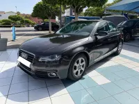 Usado Audi A4 136 CV (100 kW) 2011 Gris Berlina